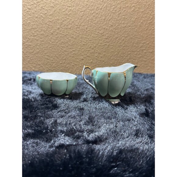 Vintage Queen Anne Bone China Creamer & Sugar Bowl Set Mint Green Floral Inside - Picture 5 of 8
